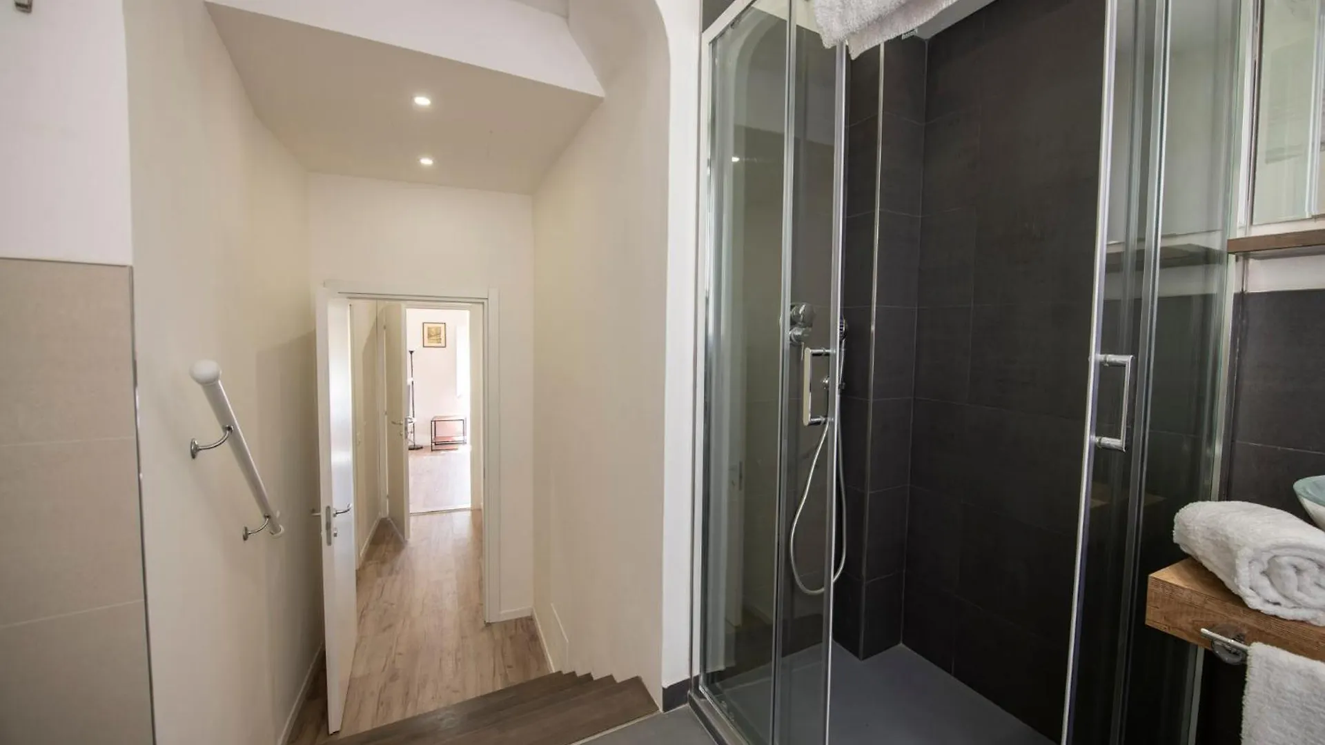 Mamo Florence - Borgo Santa Croce Apartment