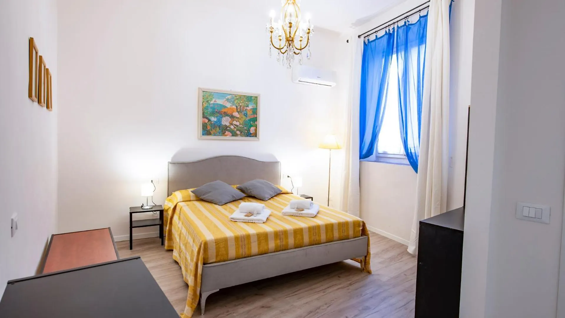 Mamo Florence - Borgo Santa Croce Apartment