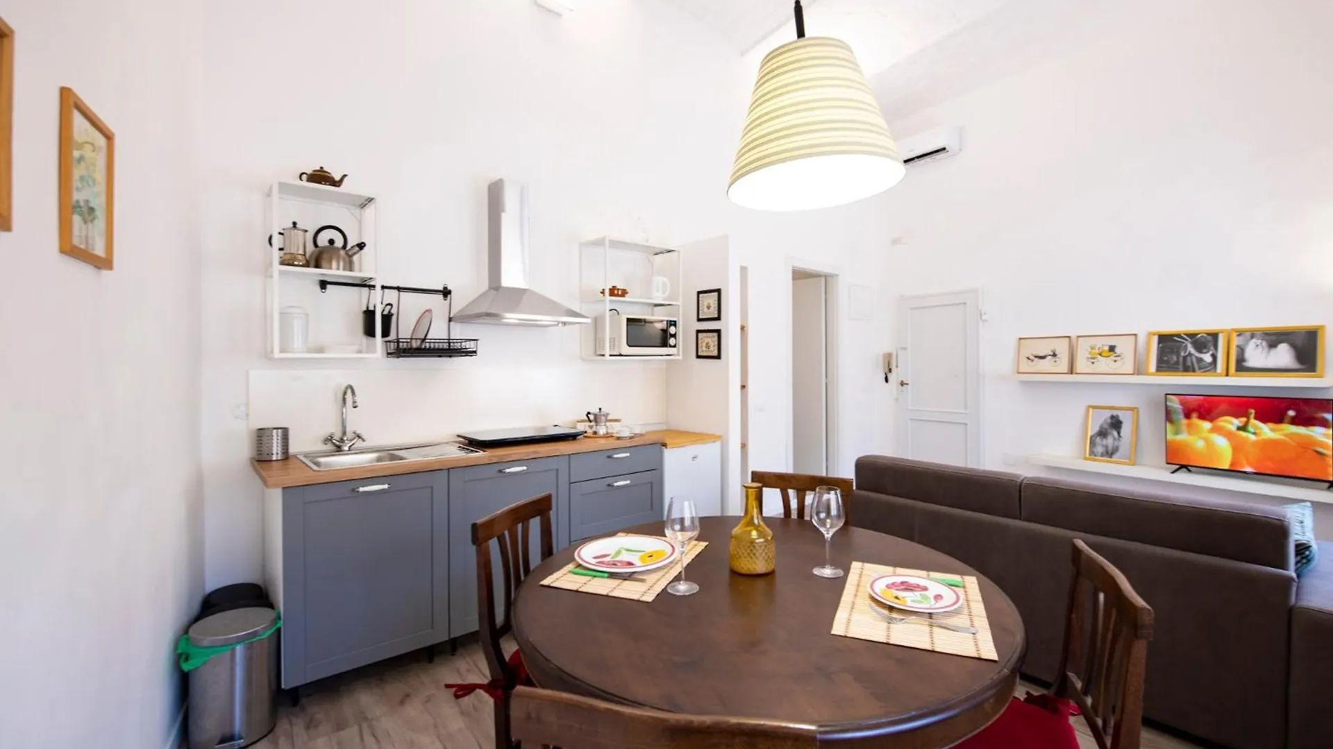 Mamo Florence - Borgo Santa Croce Apartment